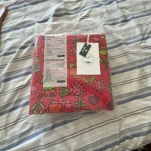 Urban Outfitters Mushroom Fields Pink/Rose King sheet set. NIB